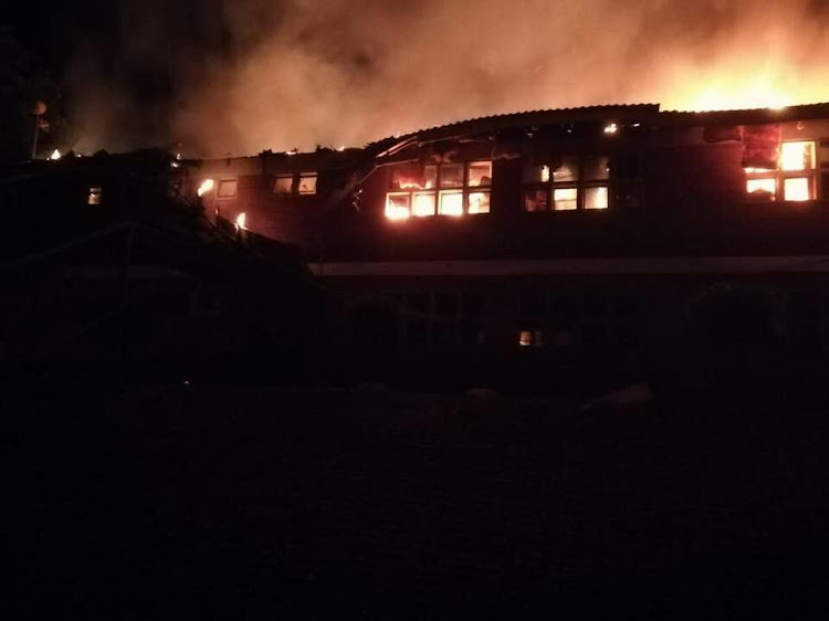 Seven classes caught fire after lightning hit Barberton Secondary School in Mpumalanga on Wednesday evening.