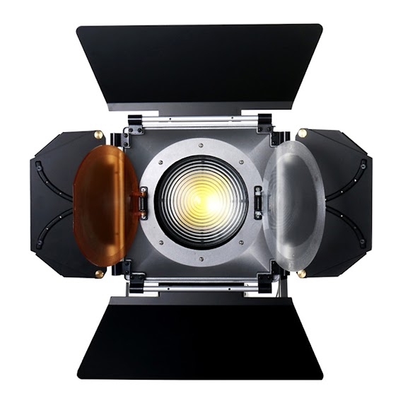 Đèn Nicefoto LED Fresnel Light CL-2000WS 5500K