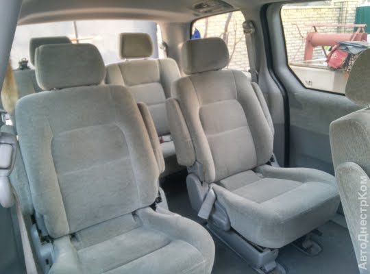 продам авто Kia Carnival Carnival II фото 3