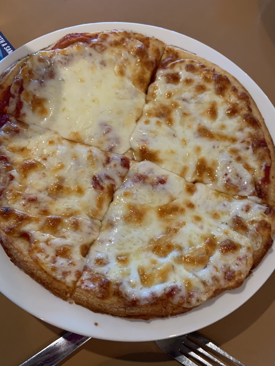 Cheese pizza