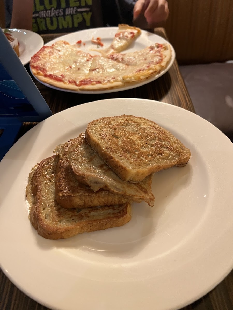 GF french toast and GF pizza, persinally handled by chef