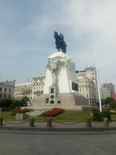 Monumento General San Martín