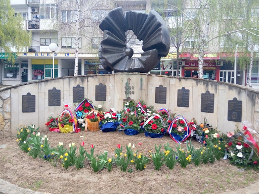 spomenik borcima rata