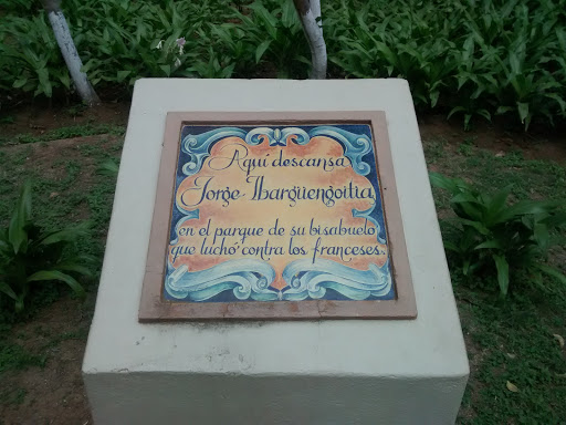 Tumba De Jorge Ibarnguengoitia