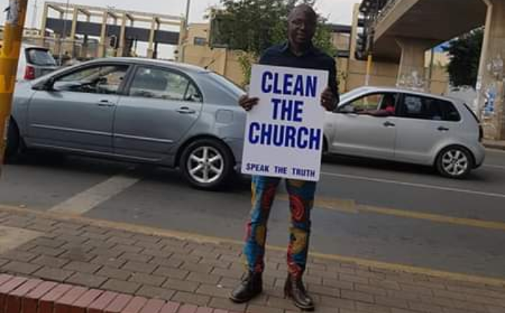 Christian apologist and activist Solomon Izang Ashoms embarked on a one-man three-day protest against false prophets.