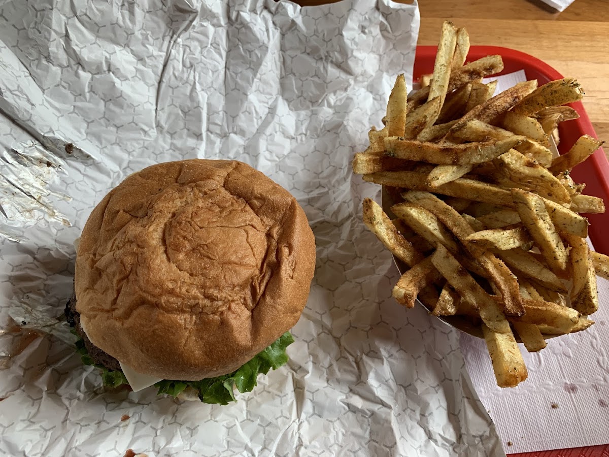 Gluten-Free at Wild Willy's Burgers