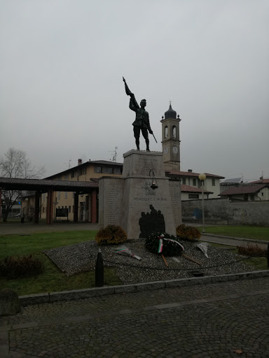 Monumento Dei Caduti