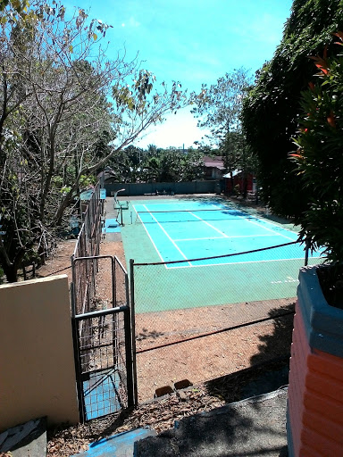Lapangan Tennis PLN