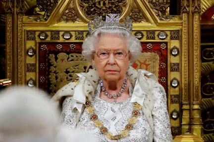 Queen Elizabeth II has tested positive for Covid-19 and has mild symptoms, her office said.