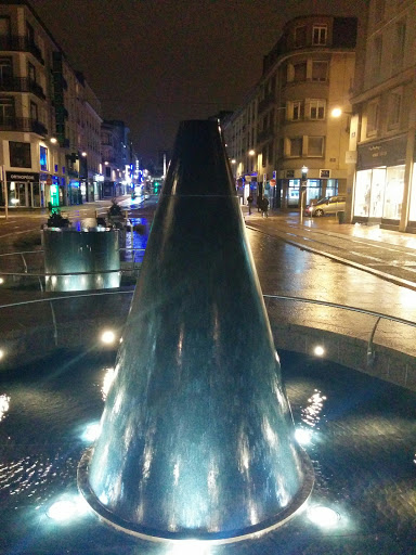 Fontaine Conique