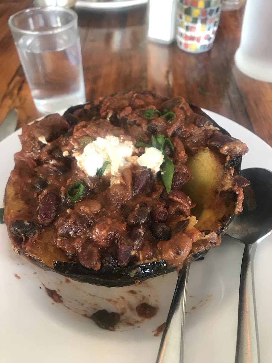 I ordered this delicious vegetarian chili served on a pumpkin. Menu has LOTS of gf options. I’m definitely coming back!!