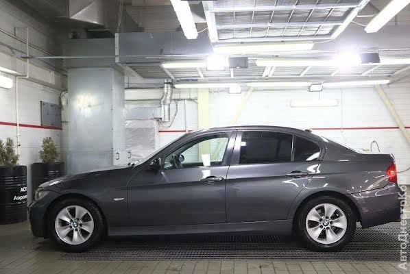 продам авто BMW 320 3er (E90) фото 1