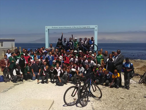Schoolchildren from the Western Cape were taken on a surprise visit to Robben Island.