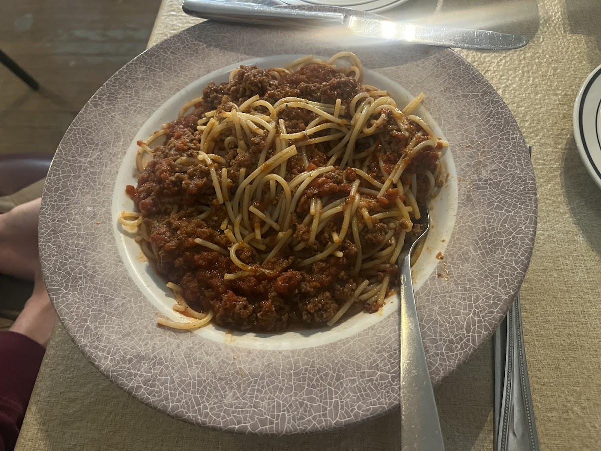 Spaghetti with meat sauce (cheese optional)