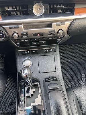 продам авто Lexus ES 300  фото 4