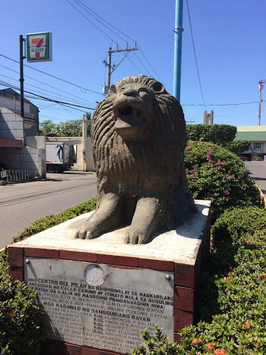 Lion Guard Statue