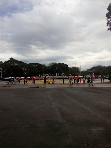 Quezon Memorial Circle Fountain