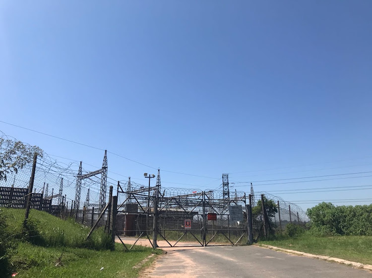 An explosion at the 275kv substation at Klaarwater outside Durban caused a power outage to half of Durban. Firefighters controlled the small fire.