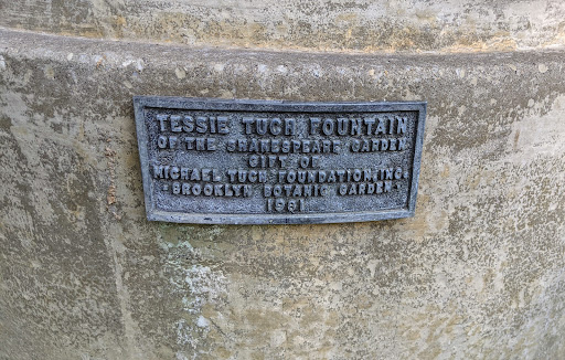 TESSIE TUCH FOUNTAINOF THE SHAKESPEARE GARDENGIFT OFMICHAEL FUCH FOUNDATION. INC.BROOKLYN BOTANIC GARDEN1981Submitted by @lampbane