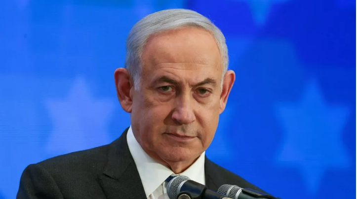 Israel's Prime Minister Benjamin Netanyahu is said to be meeting with top officials over a possible Iran attack