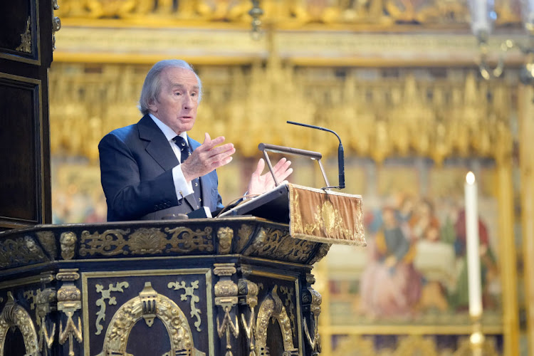 Former F1 racing driver Jackie Stewart speaks during the memorial service.