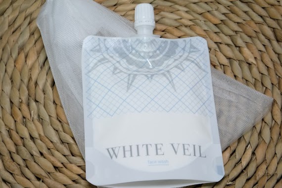 Sữa rửa mặt White Veil