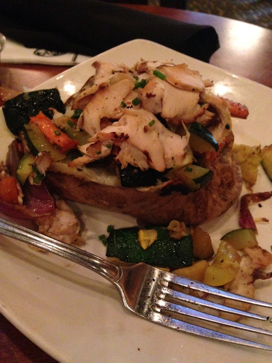 Baked potato with chargrilled chicken and roasted veggies (can also be topped with cheddar/jack chee