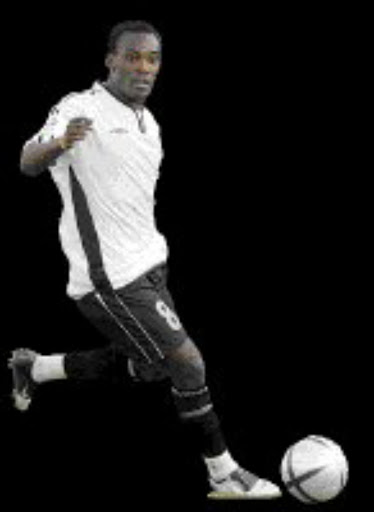 EXPERIENCED: Ghana's mecurial midfielder Michael Essien. Pic. Antonio Muchave. 21/06/05. © Sowetan.