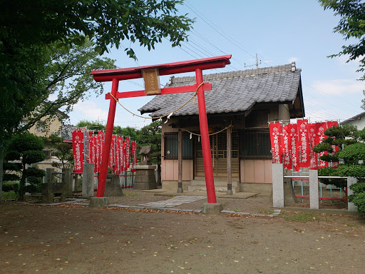 女塚稲荷神社 Onadzuka-Inari Jinja