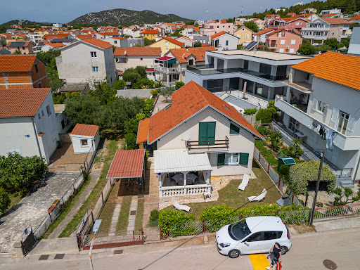 Vorderseite Haus