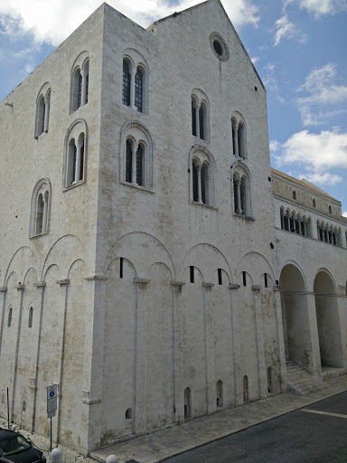Basilica di San Nicola - Altare