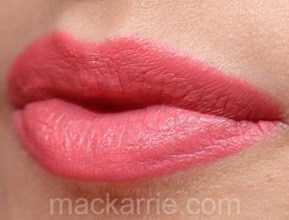 c_TheFashionFlockLipstickMAC8