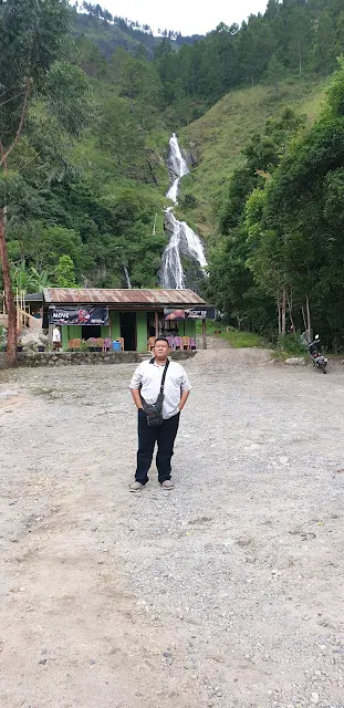 AIR TERJUN EFRATA DANAU TOBA