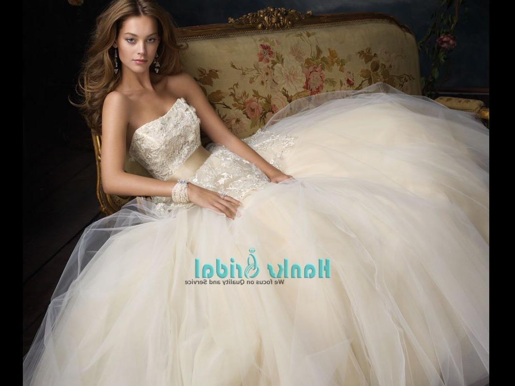 Jim Hjelm Wedding Dress LZ3114