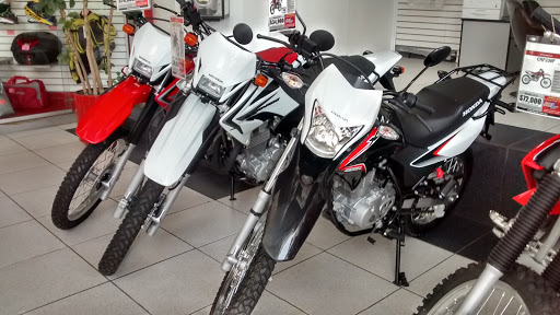 Daytona Motos Tecamachalco, Fuente de Las Pirámides 13, Lomas de Tecamachalco, 53970 Naucalpan de Juárez, Méx., México, Tienda de recambios de motocicleta | Naucalpan de Juárez