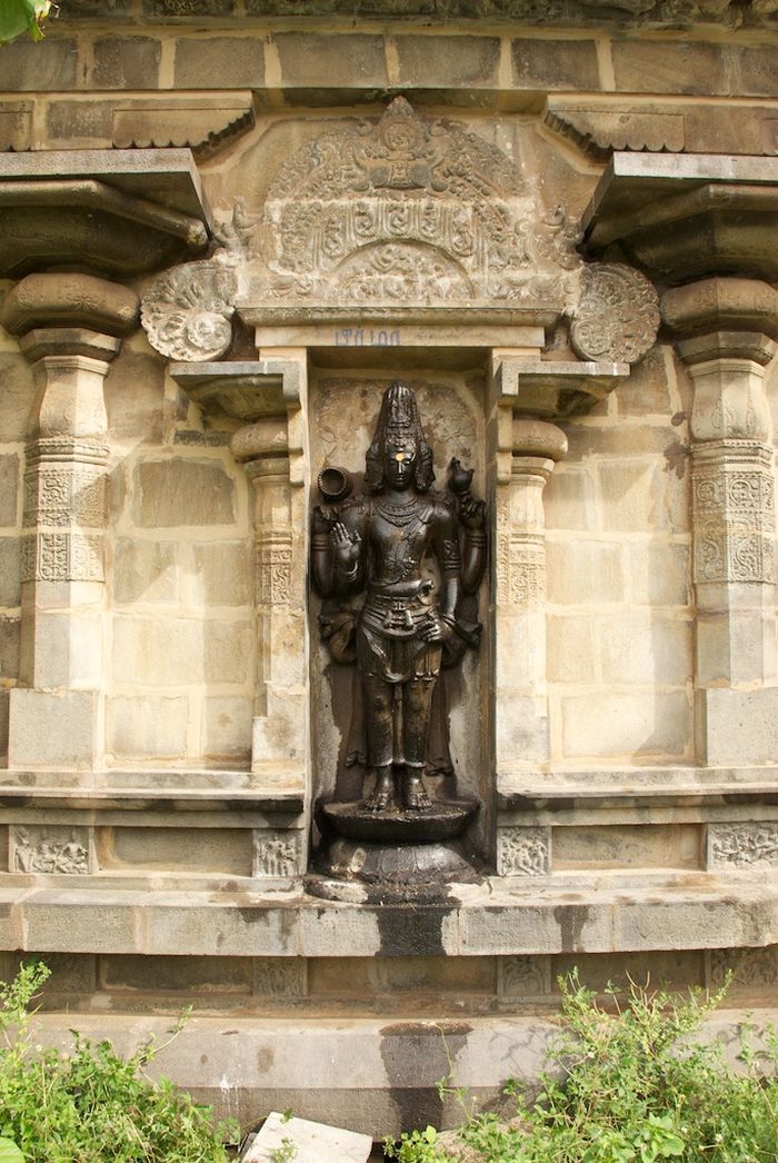 Sri Natrunaiyappar Temple, Thirunanipalli (Ponsei), Mayiladuthurai - 275 Shiva Temples