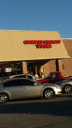 Hardware Store «Harbor Freight Tools», reviews and photos, 290 Eisenhower Dr, Biloxi, MS 39531, USA