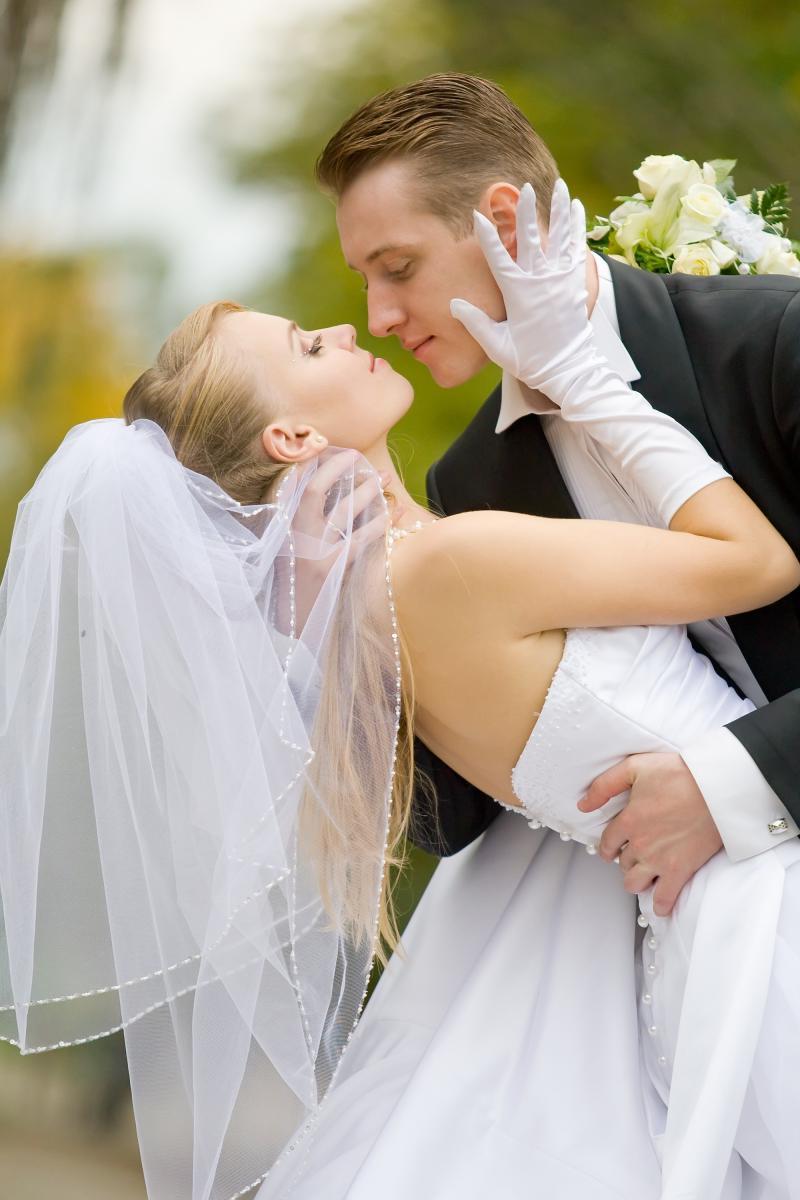 wedding veils and tiaras