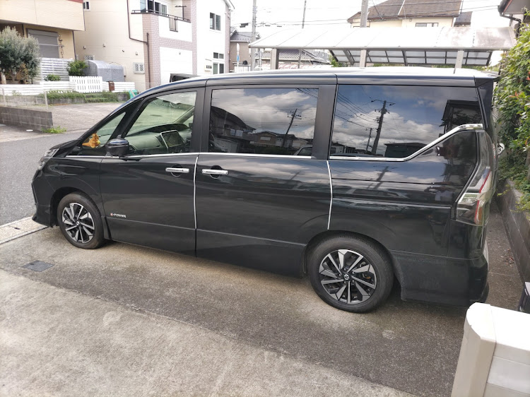 セレナのセレナ27ｅ-POWER・c28 e-POWER・納車日決定！に関するカスタム事例の投稿画像2枚目