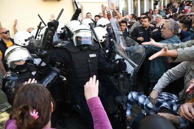 Studenti u blokadi FTN osudili nasilje i objavljivanje ličnih podataka u tabloidu