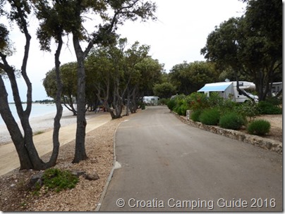 Croatia Camping Guide - Camp Strasko Beach & Pitches