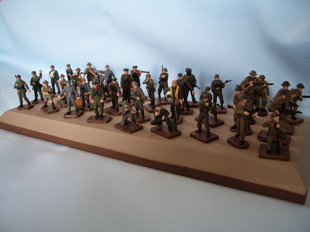 Figurine Thierry La Fronde 1/72 FF Paris - Soldat Français Plastique à Peindre