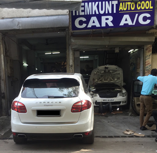 Hemkunt Auto Cool, 2377, Shop No. 3, A.J. Chamber, Near Faiz Road, Jain Mandir Marg, Block T, Nai Walan, Karol Bagh, New Delhi, Delhi 110005, India, Automobile_Storage_Facility, state UP