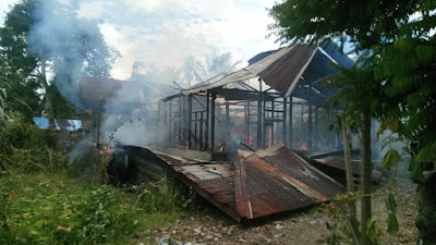 Hangus Terbakar Satu Rumah Semi Permanen di Samalanga