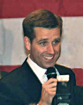 파일:external/upload.wikimedia.org/Beau_Biden_victory_speech_cropped.jpg