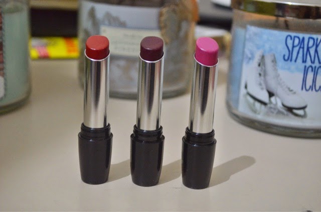 Avon Ultra Color Indulgence Ruj Serisi Bölüm1 Kurumayan Oje