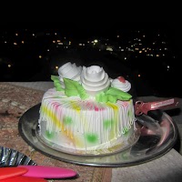 Birthday cake at Kuku's IMG_3815.JPG