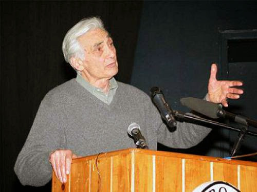 Howard Zinn A Peoples Historian Dies At 87