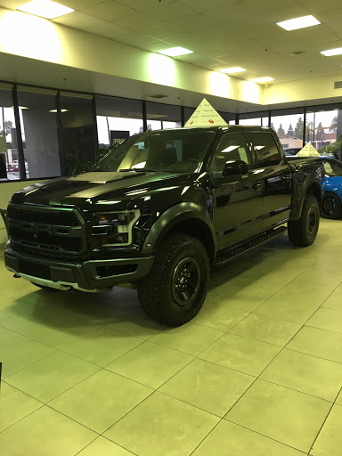 Ford Dealer «Power Ford Lincoln of Tustin», reviews and photos, 2 Auto Center Dr, Tustin, CA 92782, USA