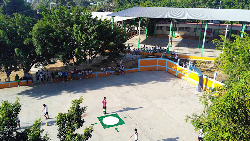 Esc. Sec. Gral. N° 100 “Álvaro Obregón”, De Los Argentinos s/n, El Coloso, 39810 Acapulco, Gro., México, Centro de educación secundaria | GRO